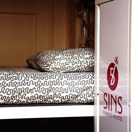 5 Sins Chiado Hostel