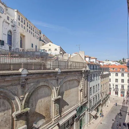 5 Sins Chiado Hostel Lisbon