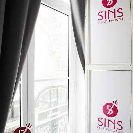 5 Sins Chiado * Lisbona