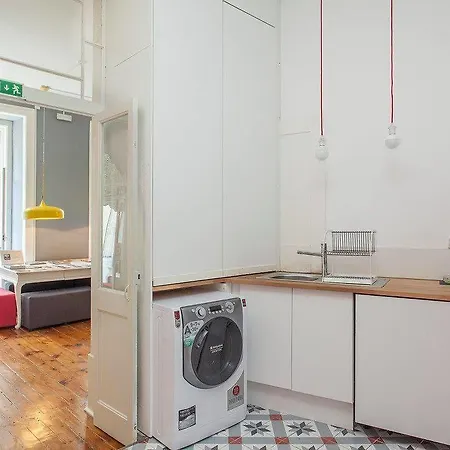 Hostel 5 Sins Chiado